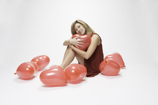 多么快乐的情人节图片下载