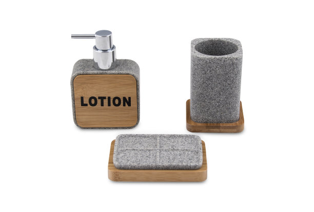 浴室集。肥皂盘，液体肥皂分配器和马桶刷。图片下载