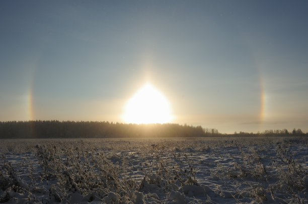 光学现象。光环。图片下载