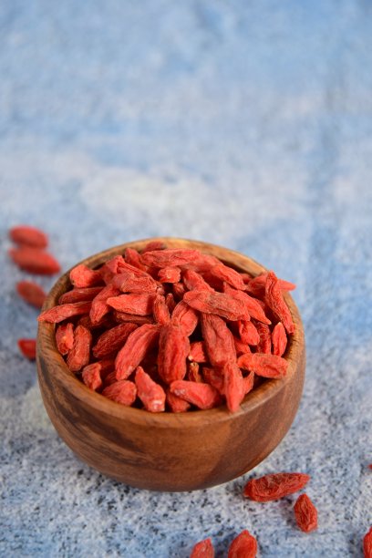 蓝底枸杞图片下载