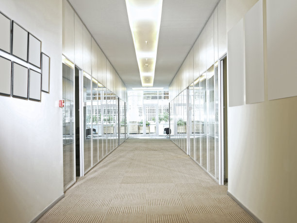 办公室走廊里图片下载