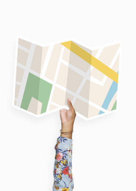 手里拿着一张地图纸板图片下载