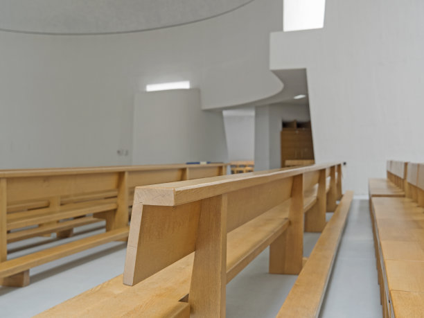 教堂长凳Kirchenbank图片下载