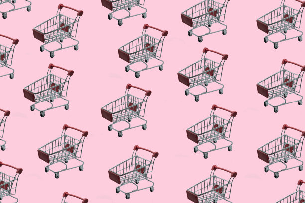 许多电车在粉红色的地板上。图片下载