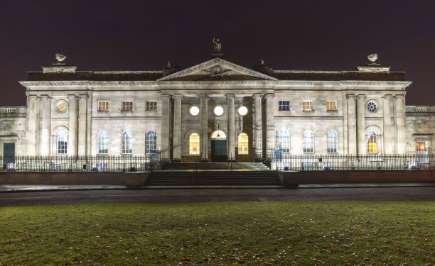 约克刑事法庭灯火通明。图片下载