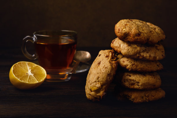 自制苹果、肉桂和焦糖黄油饼干。图片下载