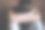手臂上写着"悲伤"标签的女孩图片下载