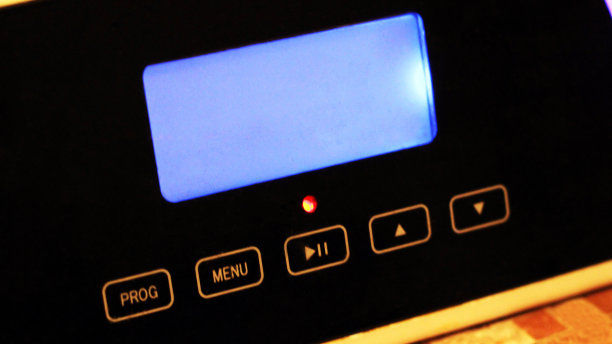 现代化的电动汽船如此接近图片下载