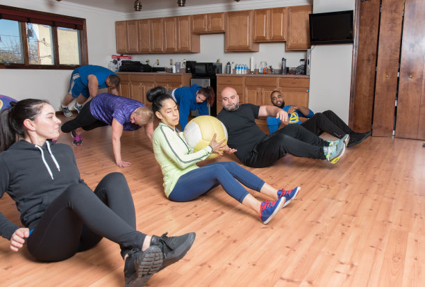 健身组锻炼图片下载