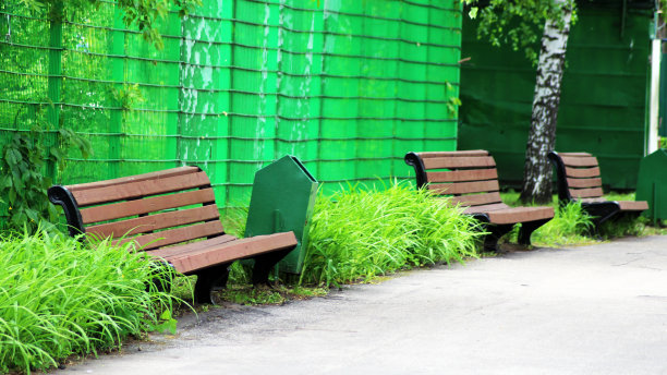 公园里的一条长凳图片下载