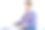 年轻的金融顾问商人使用笔记本电脑在办公室工作图片下载