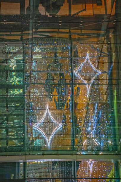 圣诞街灯在伯明翰圣诞市场图片下载