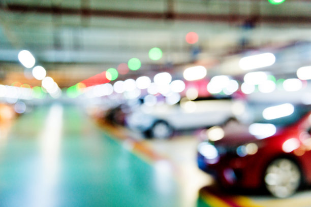 停车场里有很多车图片下载