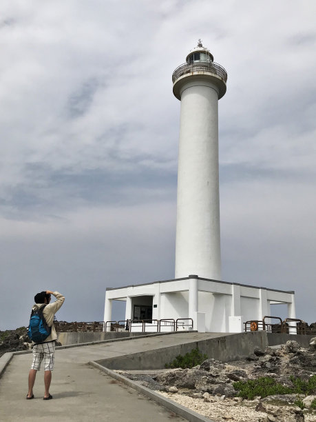 日本冲绳岛著名的赞帕角灯塔。图片下载