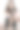 亚洲华人女性看着镜头笑着，露出牙齿图片下载