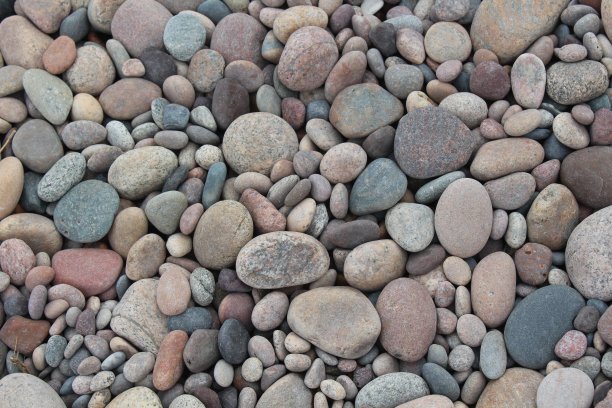 苏必利尔湖光滑的岩石海滩特写照片图片下载