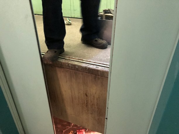 电梯、服务、修理、门图片下载