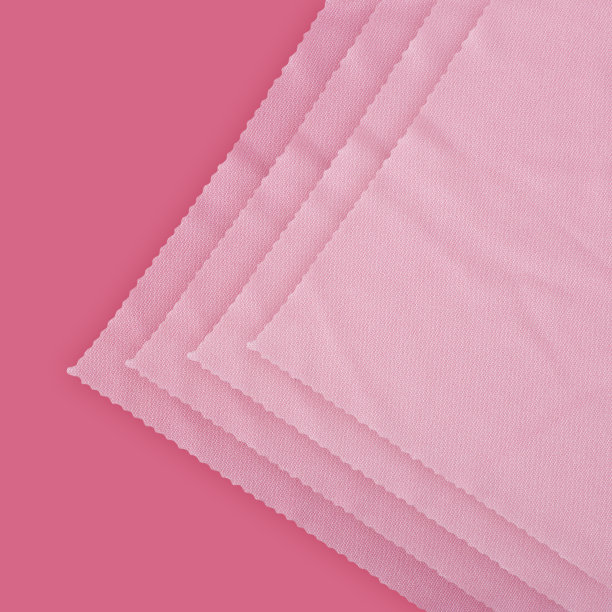 超细纤维的粉色清洁湿巾图片下载