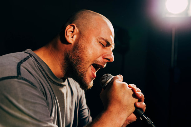 男歌手图片下载