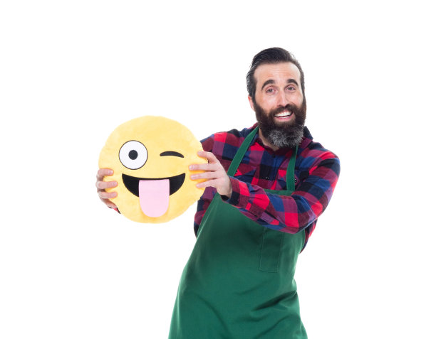 穿绿围裙的男人图片下载