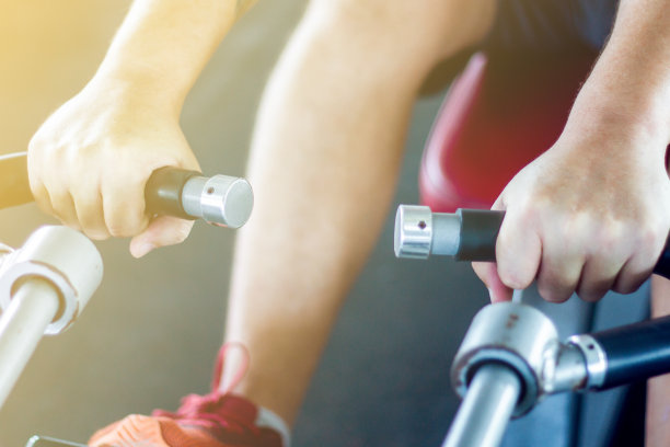 人拉健身机图片下载