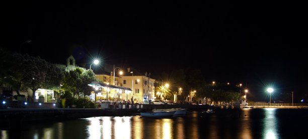 黑山的Risan市图片下载