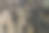 下班后，城市广场上人头攒动的人群匆匆赶回家，图片下载