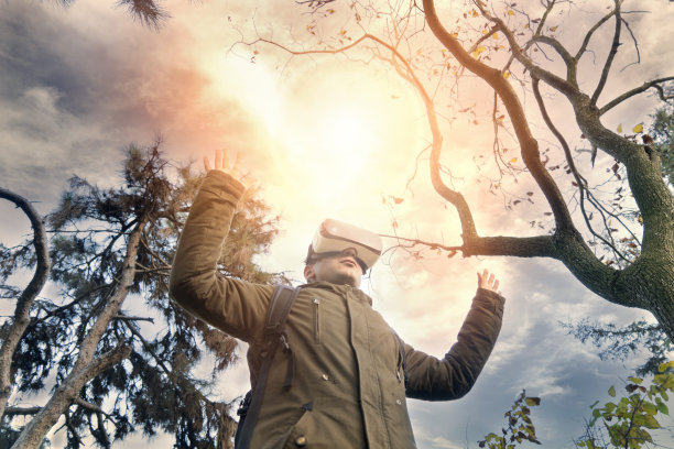 虚拟现实眼镜图片下载