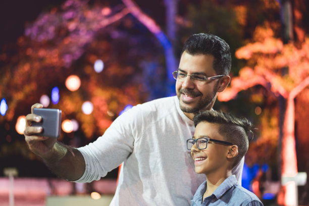 友谊有问题图片下载