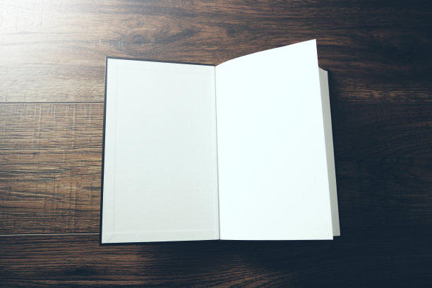 书放在桌子图片下载