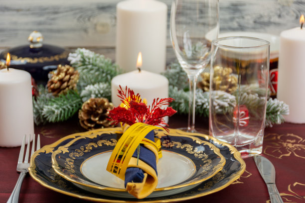 圣诞餐桌布置图片下载