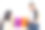 在咖啡馆用信用卡和智能手机付账的快乐女人。女子接受非接触式付款。人、金融、技术和消费理念。一个微笑的年轻女孩在网上购物用手机付款的照片。图片下载