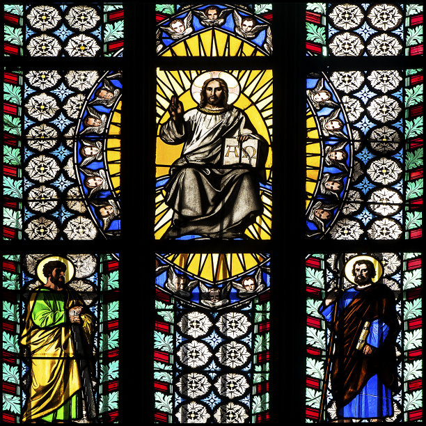 圣维塔斯大教堂内部为彩色玻璃图片下载