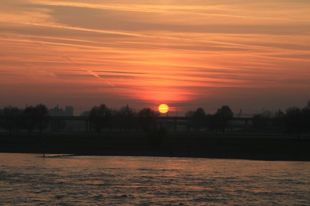 日出杜塞尔多夫图片下载