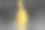 消防队员的肖像站在腰部以上的工作室拍摄的黑色背景和烟雾。图片下载