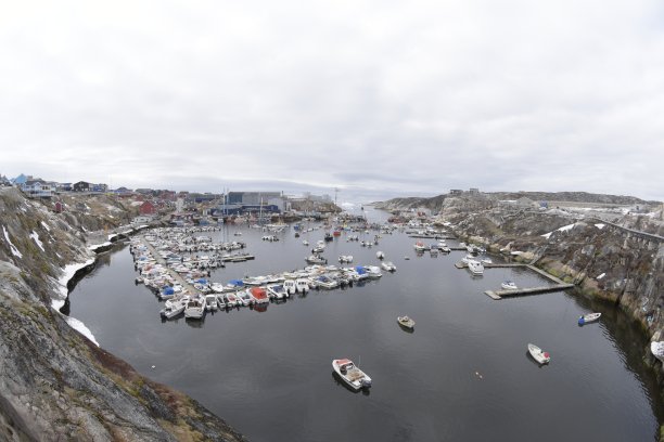 格陵兰岛伊卢利萨特港景图片下载