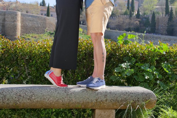 男人和女人的鞋子图片下载