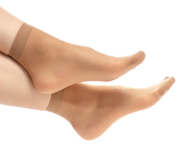 女人的腿在尼龙袜图片下载