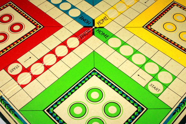 古董棋盘游戏图片下载