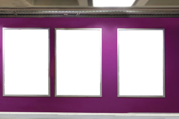 购物中心的空白广告牌，购物中心的空白广告。图片下载