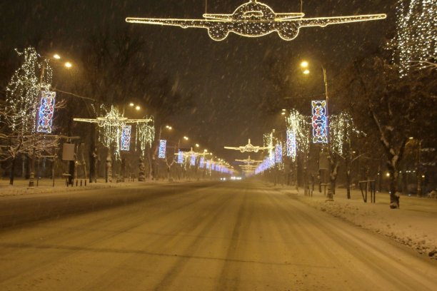 度假城市的灯光图片下载