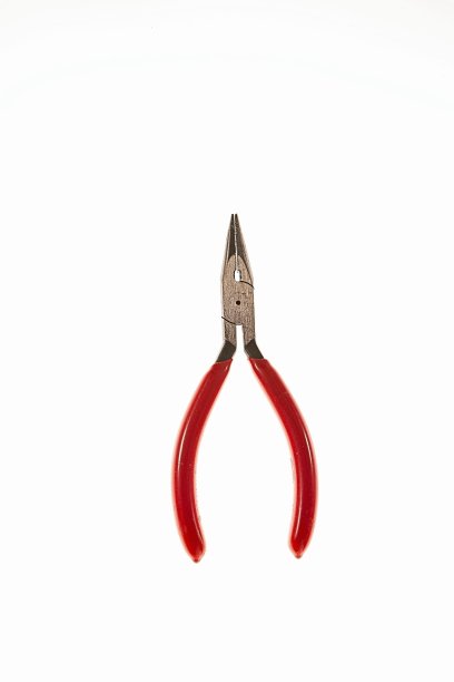 美丽的爱好剪鼻钳孤立在白色的背景。爱好的工具。自由时间/兴趣概念。图片下载