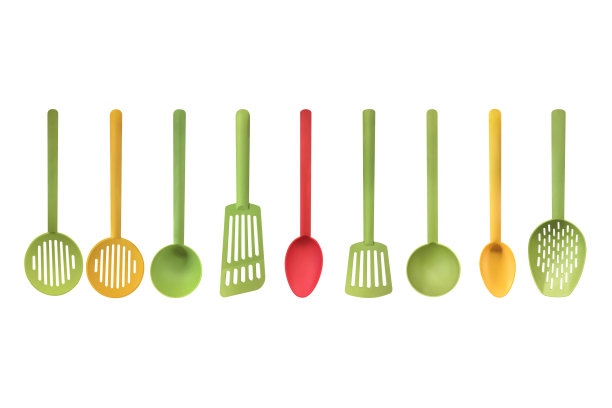 一组厨房勺子和撇子孤立在白色的背景图片下载