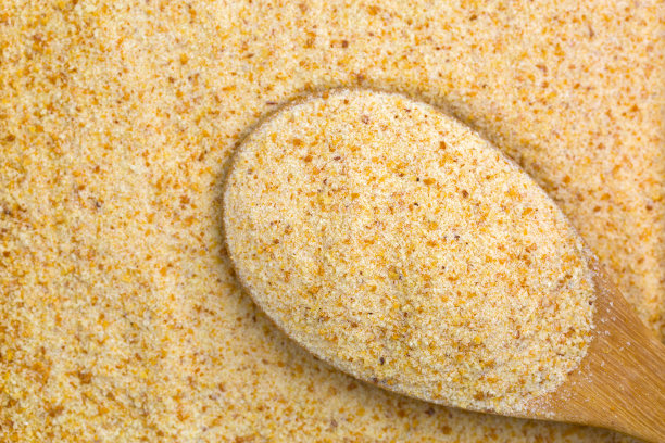玉米粉，黄色的玉米粉，粗粒小麦粉，纹理细密的谷物图片下载