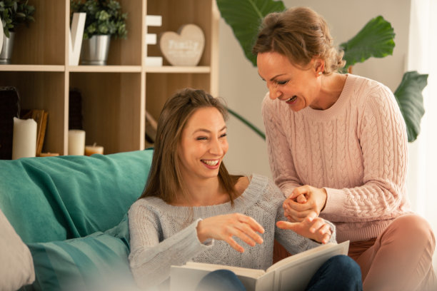 嘲笑过去的回忆图片下载