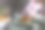 那女孩吃了一顿美味的巧克力饼干早餐。那个孩子正坐在Dwan身上。照片中的家的舒适和自然光线。文本的空闲空间。图片下载