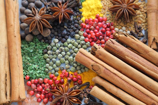 香料和草药。图片下载
