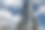 摩天大楼的正面与天空和云彩反映在窗户上。美国纽约曼哈顿。图片下载