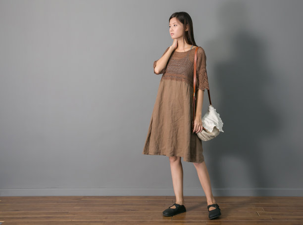 森女亚洲女性模特/在家放松图片下载