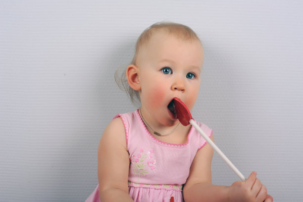 可爱的天使小女孩丘比特图片下载